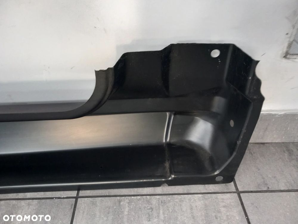 Listwa progu nadwozia lewa Ford Focus MK1 1998-2005 4D sedan 1104489 - 8