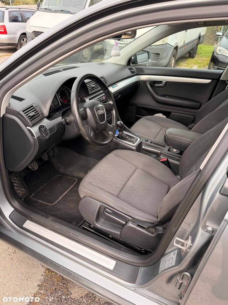 Audi A4 - 4