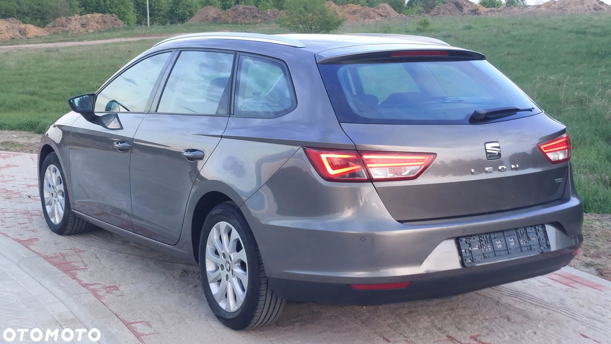 Seat Leon ST 1.6 TDI Start&Stop Style - 4
