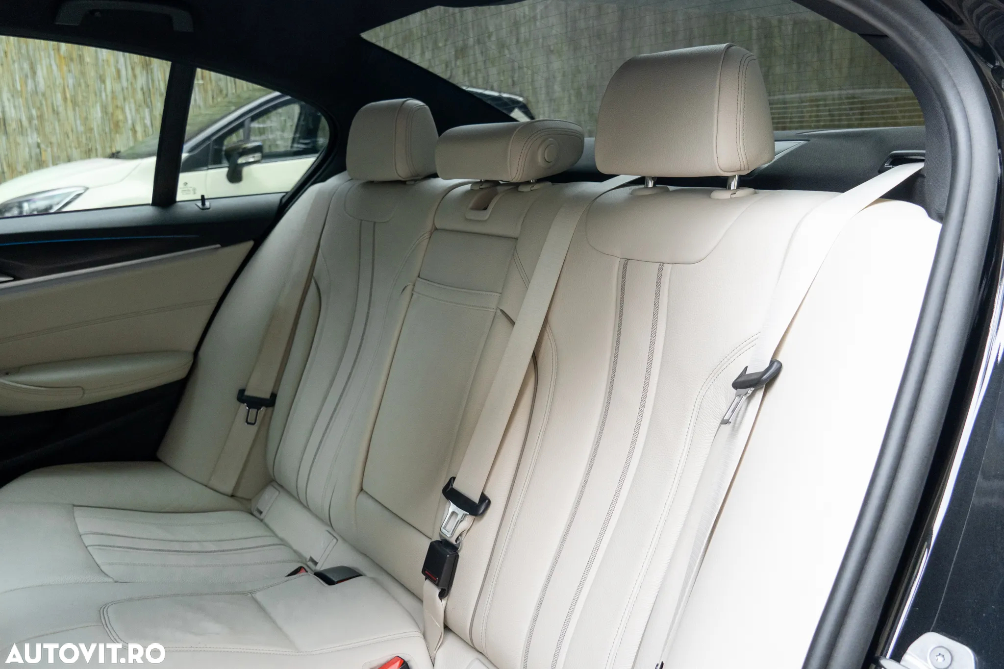 BMW Seria 5 530e xDrive AT PHEV - 17
