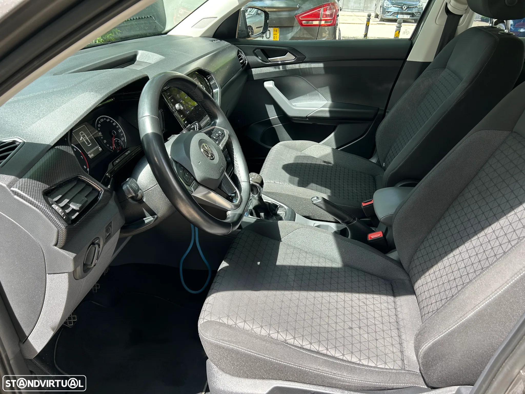 VW T-Cross 1.0 TSI Life - 12