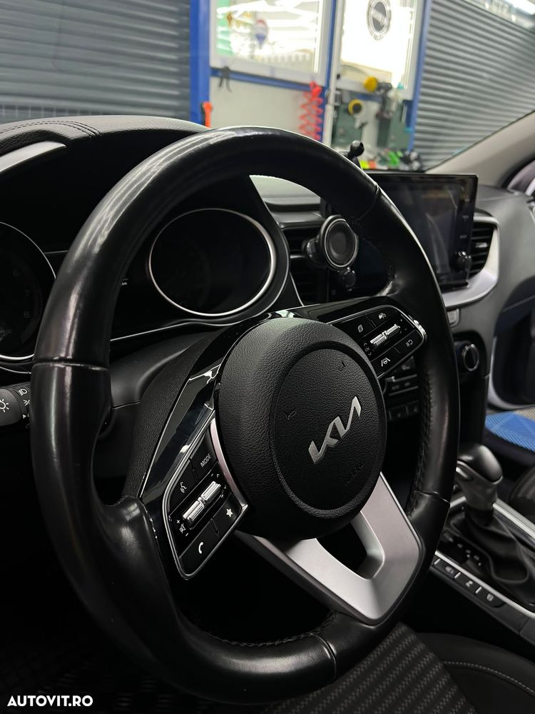 Kia XCeed 1.5 T-GDI 7DCT City - 12