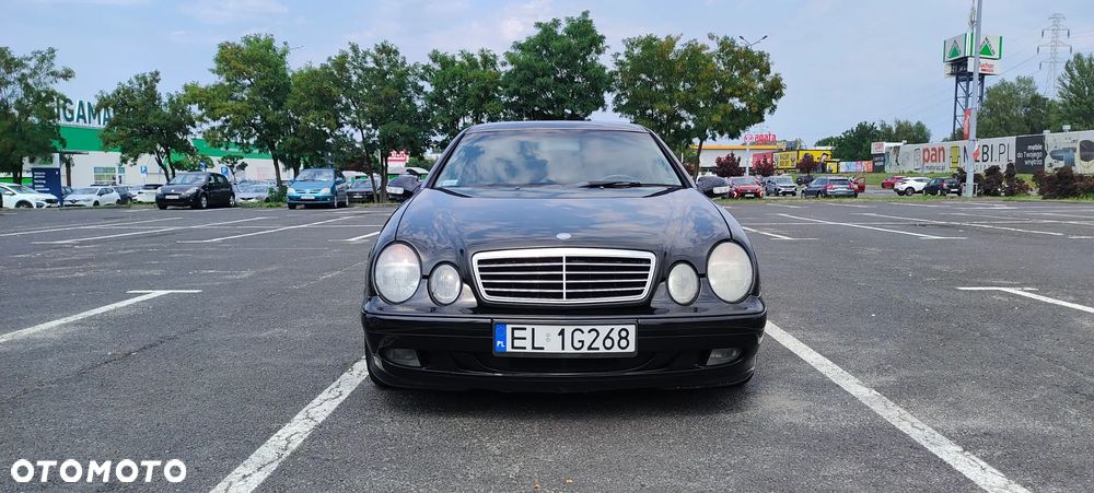 Mercedes-Benz CLK 320 - 1