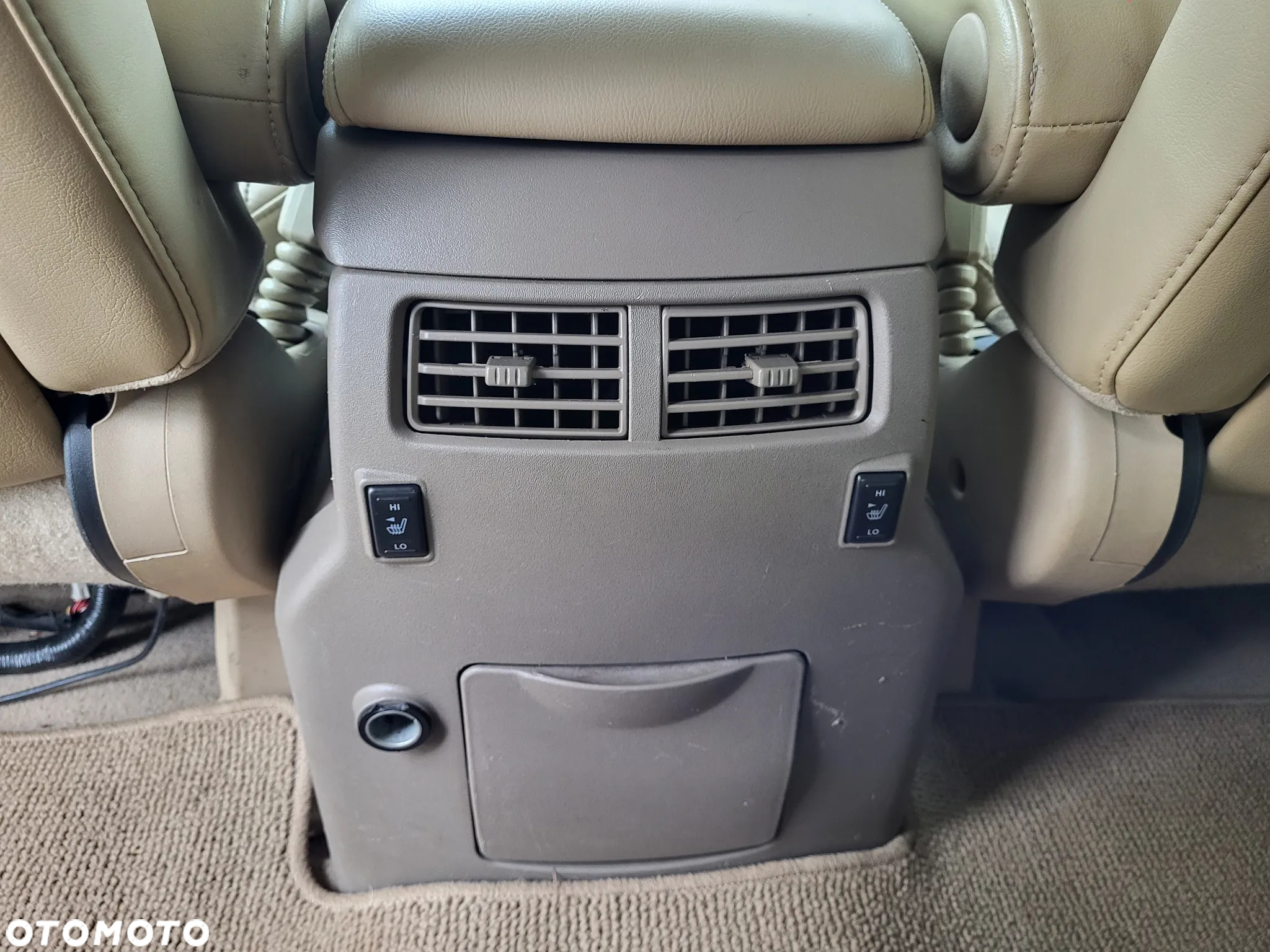 Nissan Armada - 22