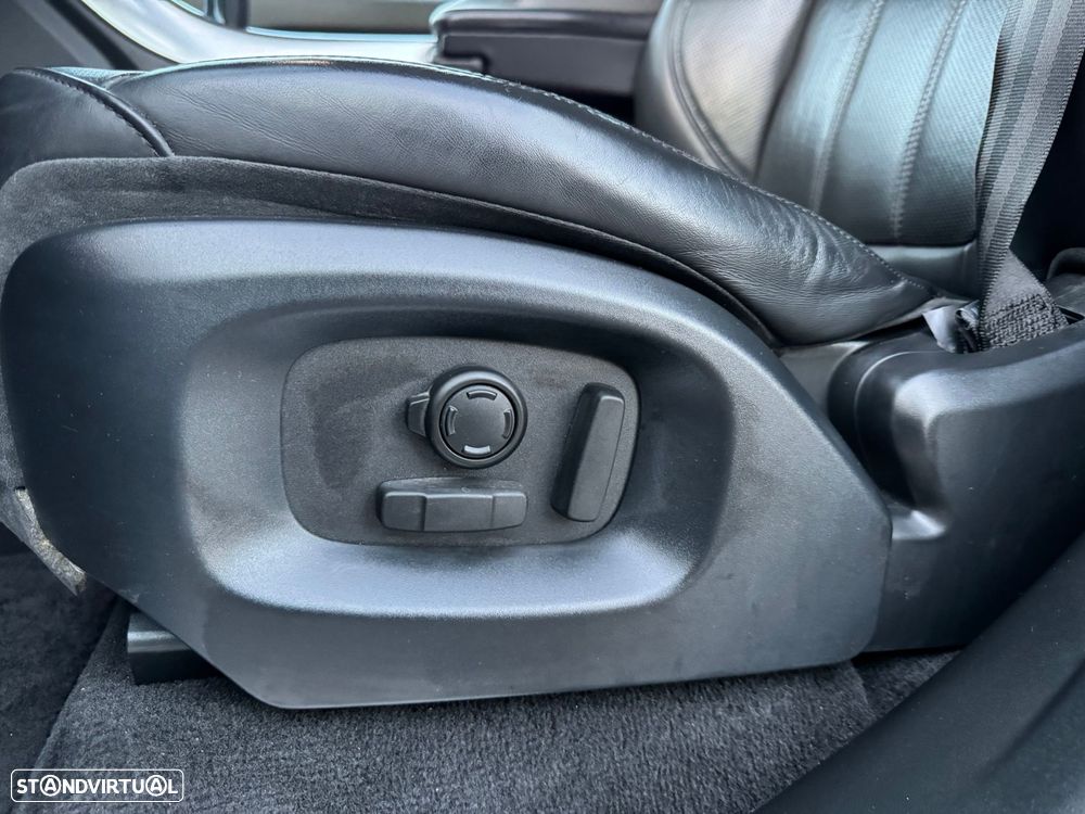 Land Rover Range Rover Sport 2.0 SD4 HSE - 26