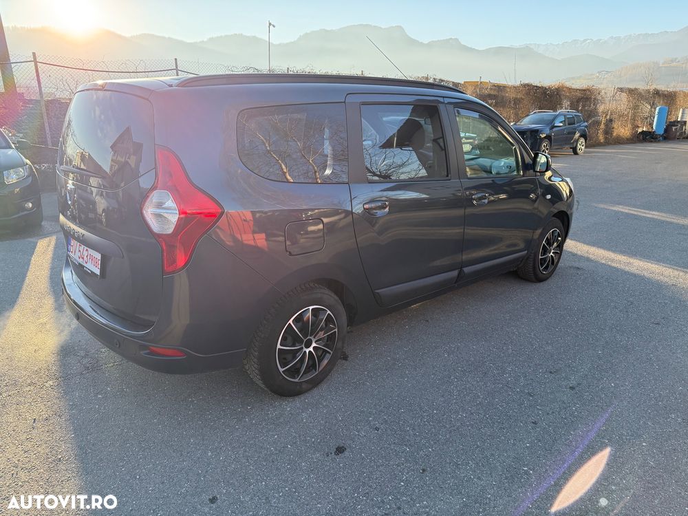 Dacia Lodgy 1.6 MPI 85 Laureate - 12