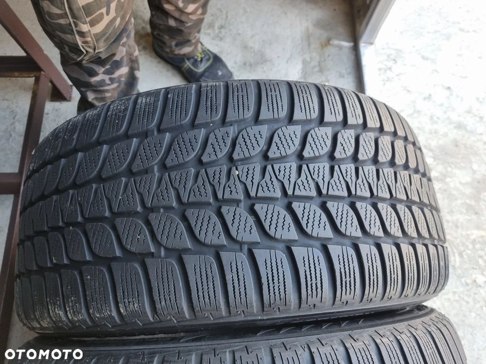 Opony Bridgestone Blizzak LM-25 255/40R18 95V 2006r 2x6,5mm - 3