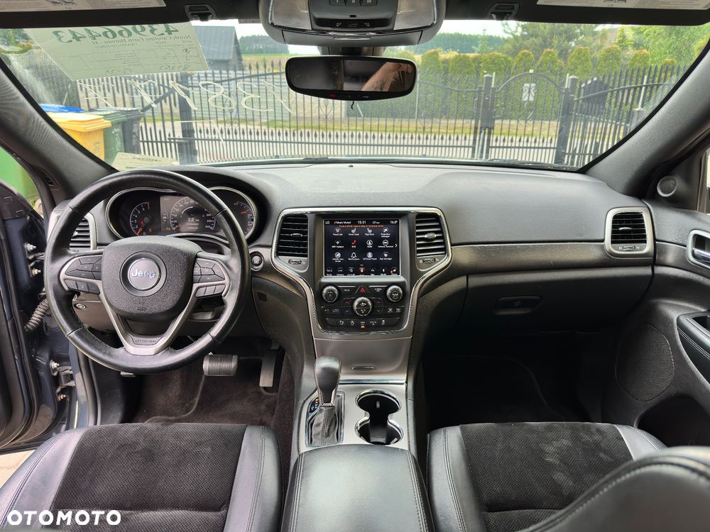 Jeep Grand Cherokee - 13