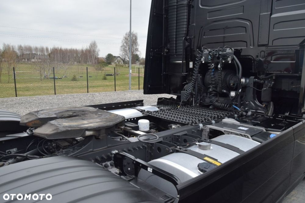 Volvo FH 500 Globetrotter XL Standard - 24