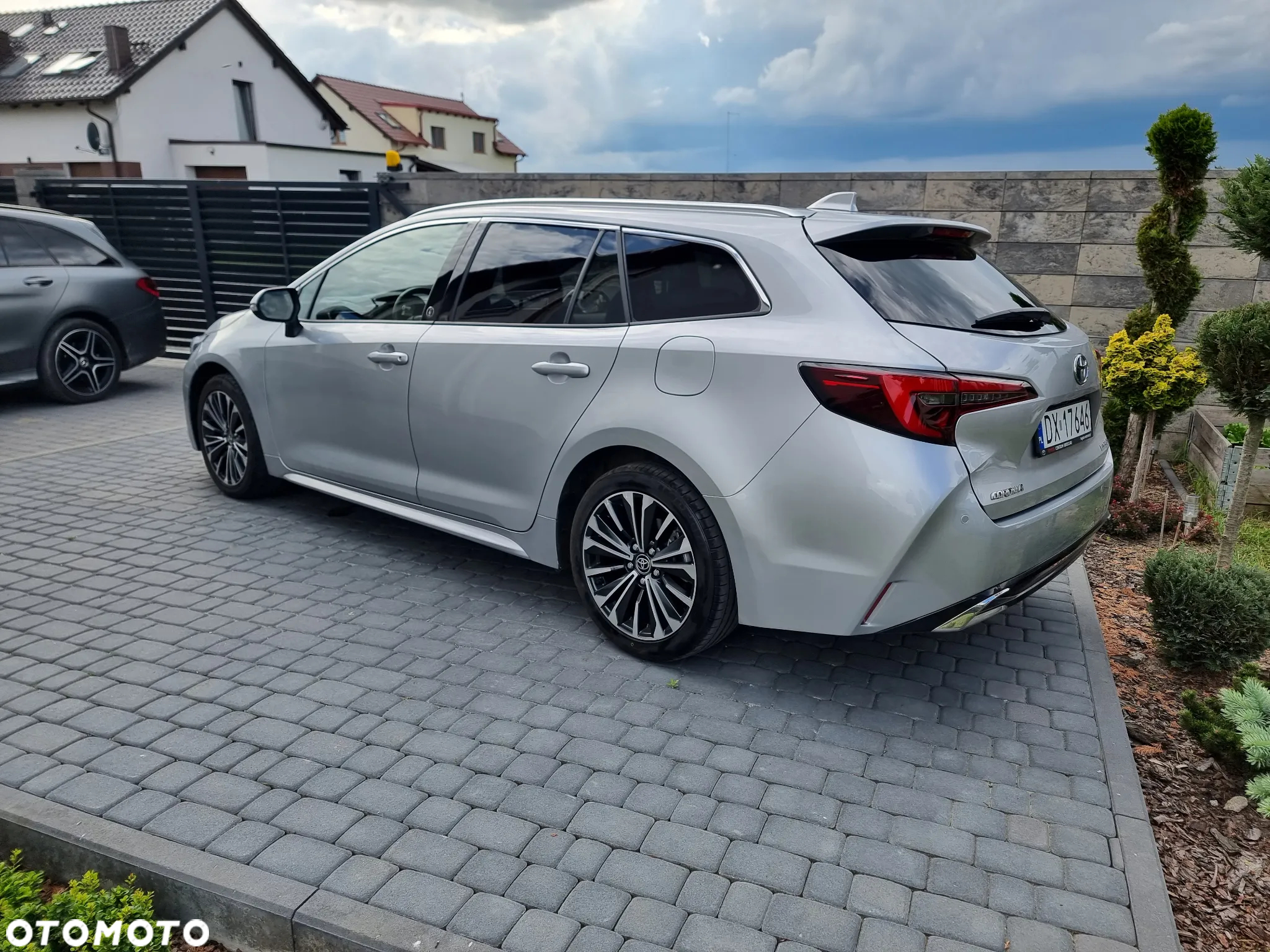 Toyota Corolla 1.8 Hybrid Touring Sports Team Deutschland - 14