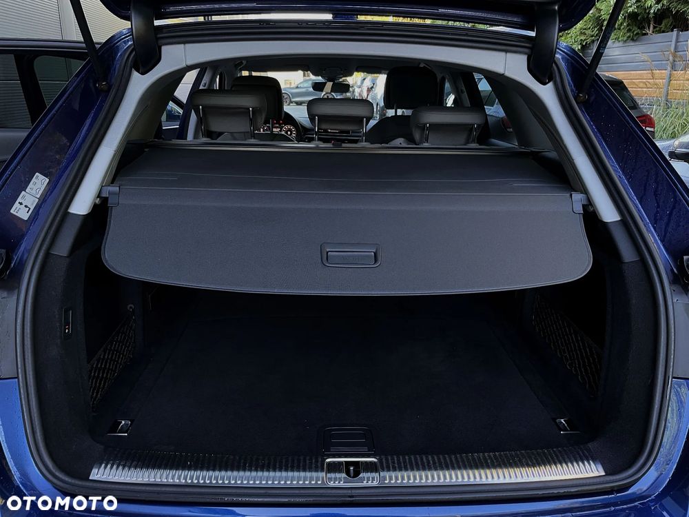 Audi A4 Avant 2.0 TDI Design - 38