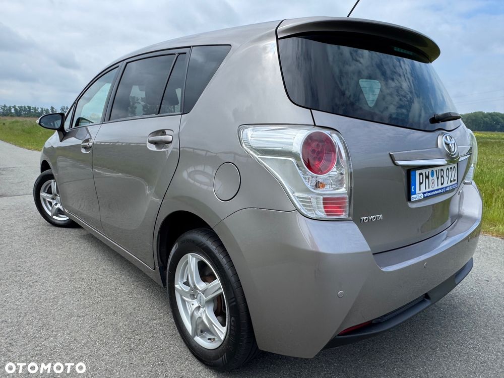 Toyota Verso 1.8 5-Sitzer Skyview Edition - 4