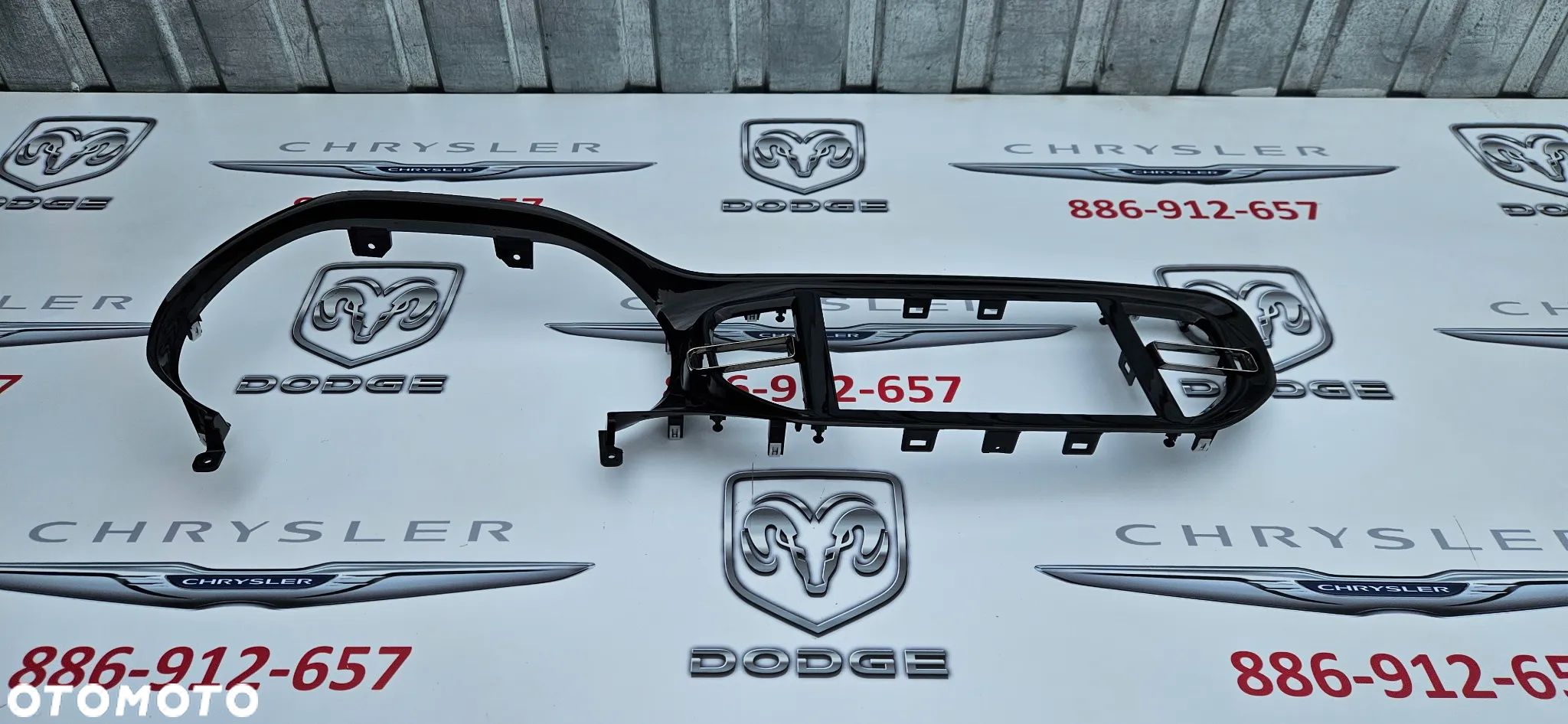 Dodge Durango III LIFT 2021-2025 Listwa ozdobna deski rozdzielczej Dekor kokpitu Ramka licznika wyświetlacza PX90064400ZC - 1
