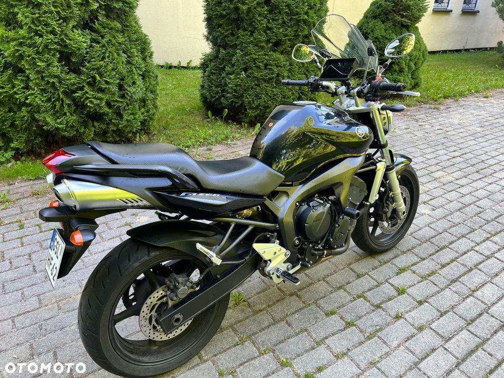 Yamaha FZ6 - 4