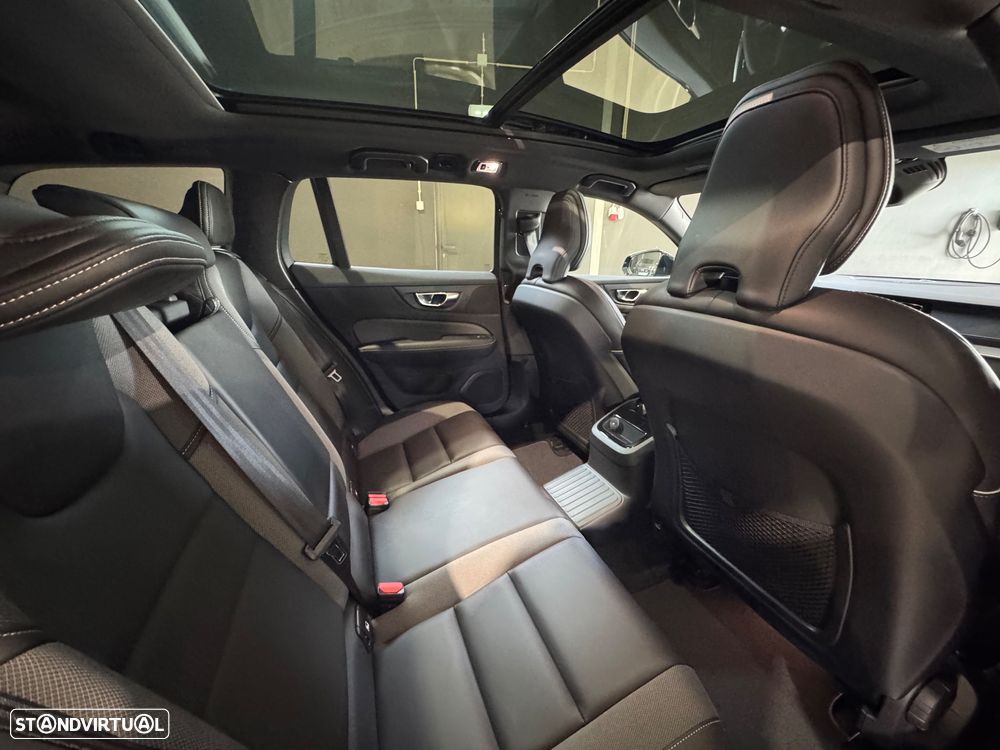 Volvo V60 2.0 T6 AWD TE R-Design - 25