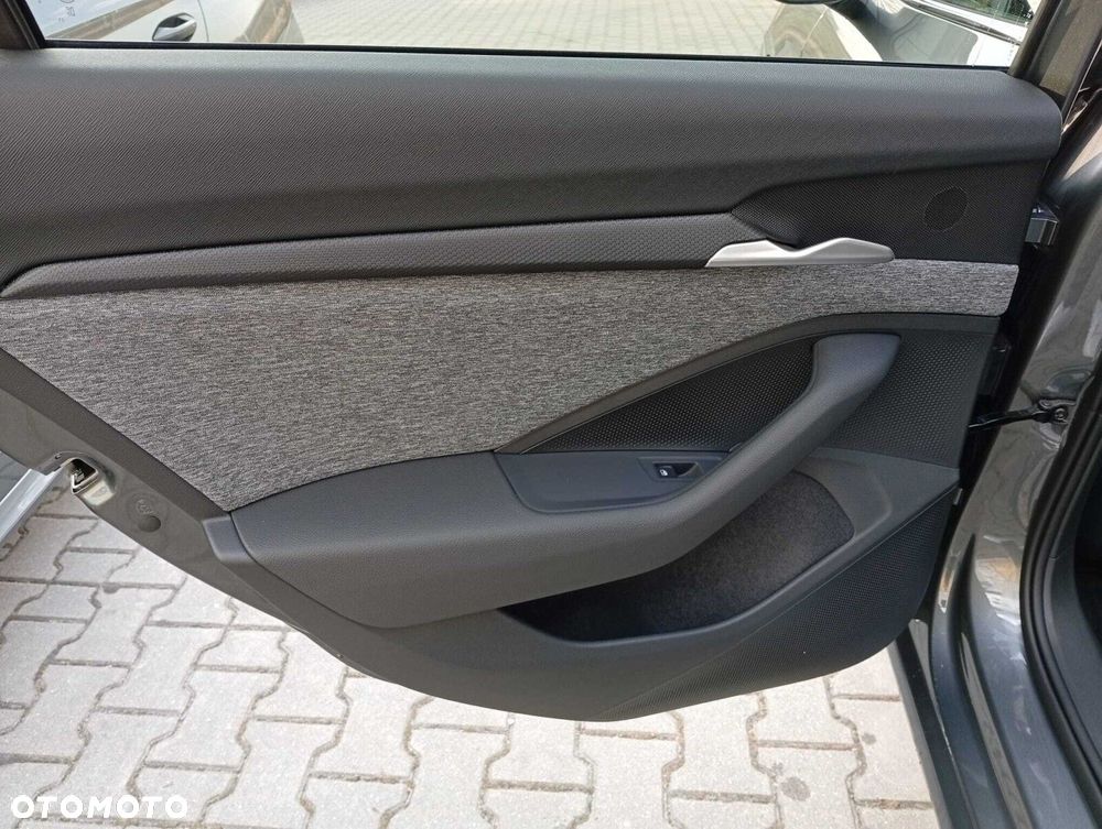 Skoda Superb 2.0 TDI SCR Edition 130 DSG - 23