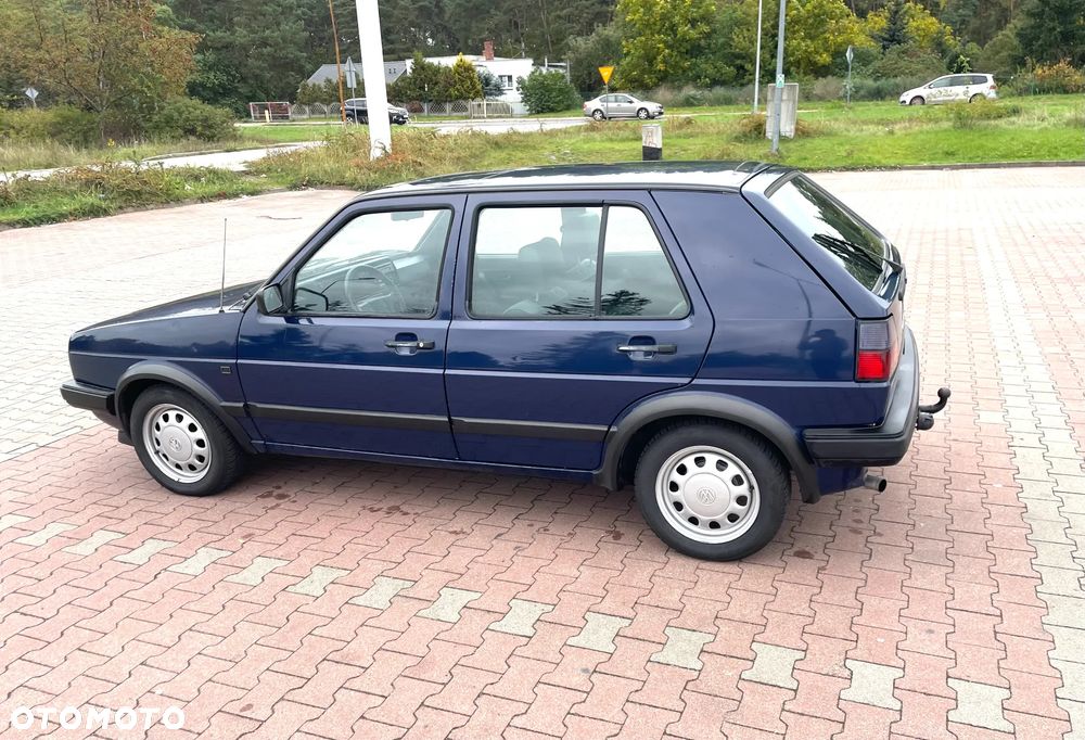 Volkswagen Golf 1.6 CL TDLLK TD - 11