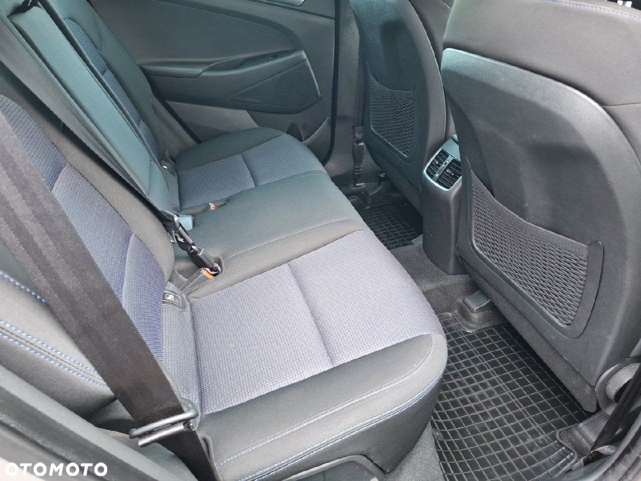 Hyundai Tucson 1.6 GDI BlueDrive Comfort 2WD - 20