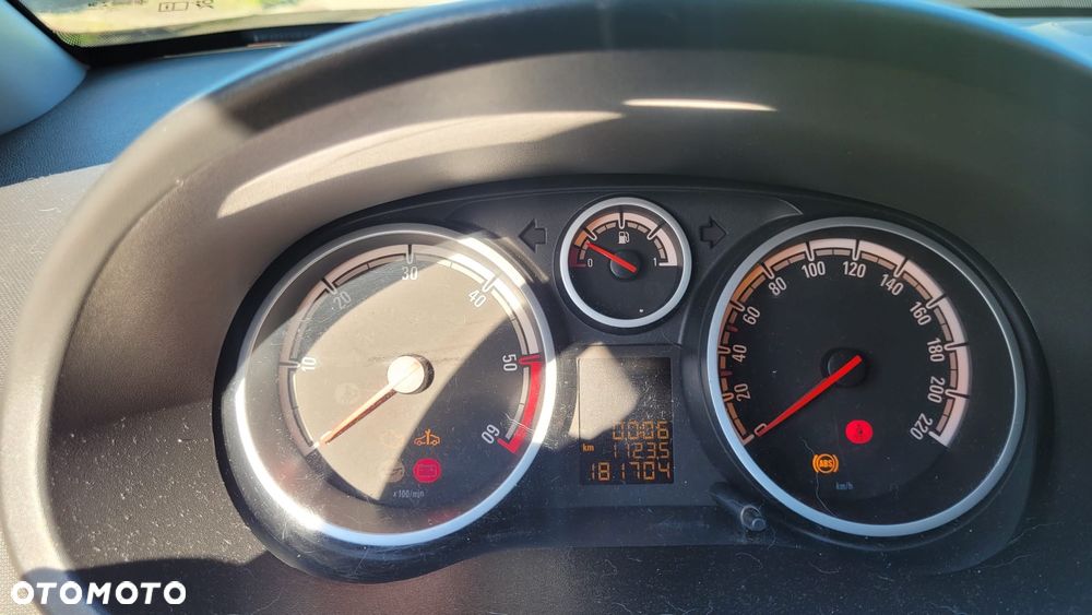 Opel Corsa - 5