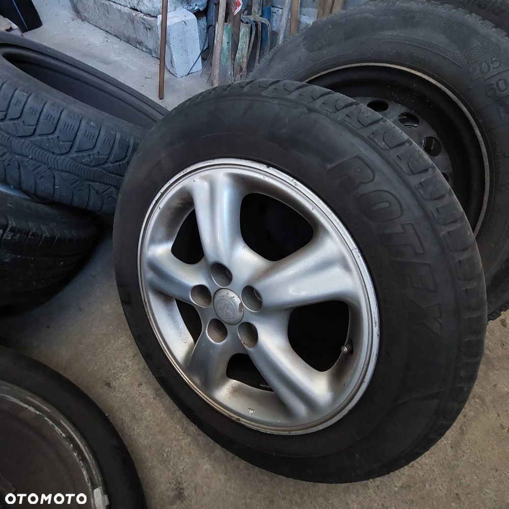 Toyota Avensis 2.0 VVT-i Sol - 16