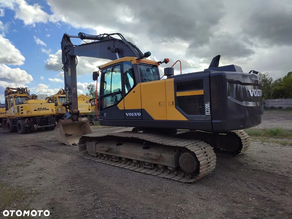 Volvo EC 220 EL - 3