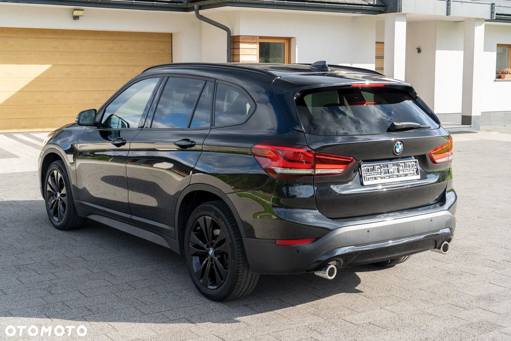 BMW X1 xDrive20d Sport Line - 8