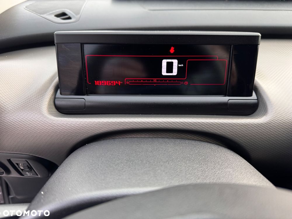 Citroën C4 Cactus 1.2 PureTech Shine Edition S&S - 29