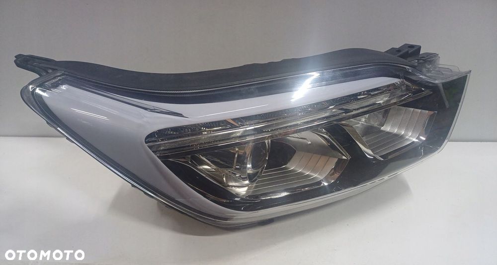 lampa prawy przód SSANGYONG REXTON XENON LED 17-20r EUROPA - 2