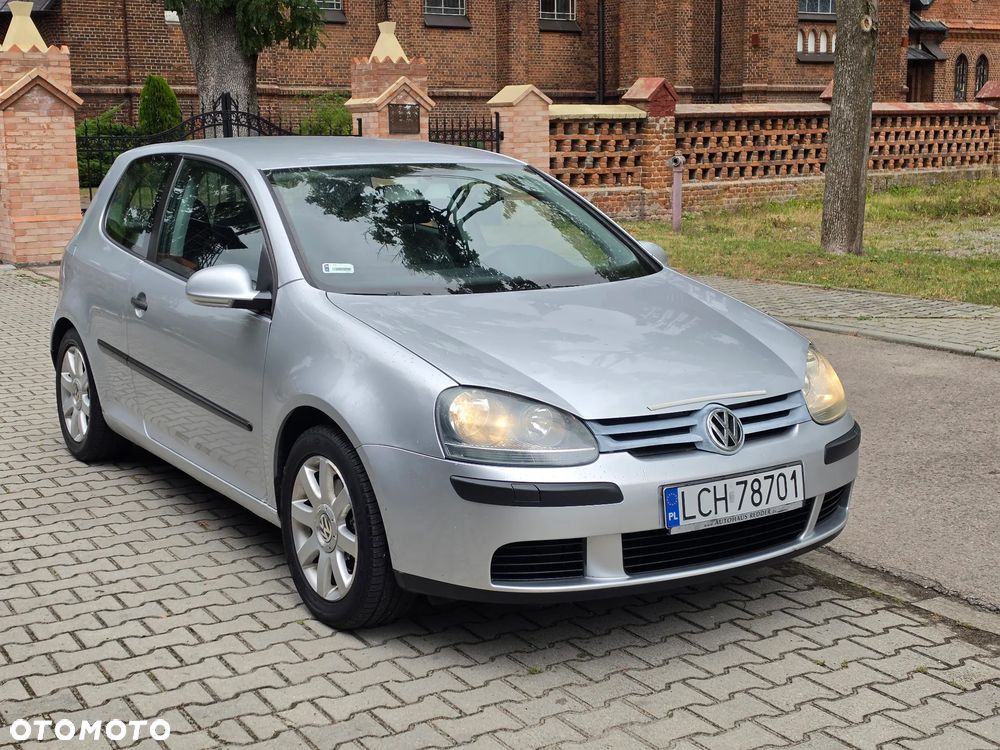 Volkswagen Golf - 2