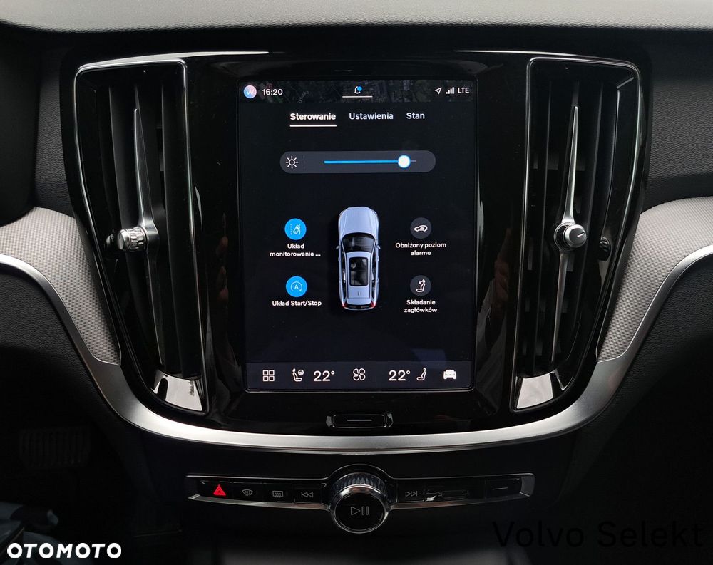 Volvo V60 Cross Country - 19