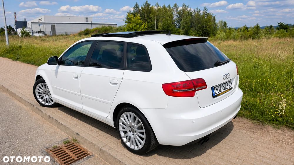 Audi A3 Sportback 1.8 TFSI Ambition - 2