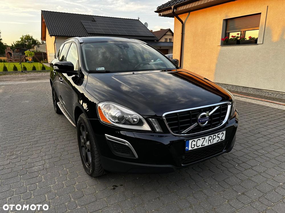 Volvo XC 60 D5 AWD RDesign - 4