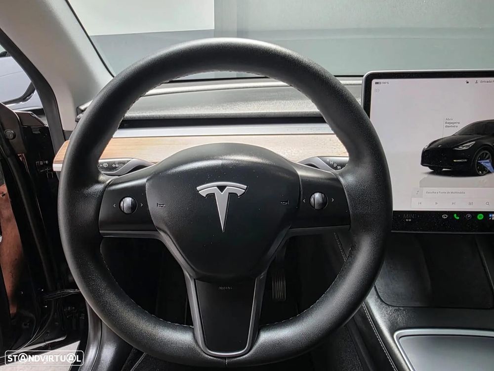 Tesla Model Y Long Range Dual Motor AWD - 14