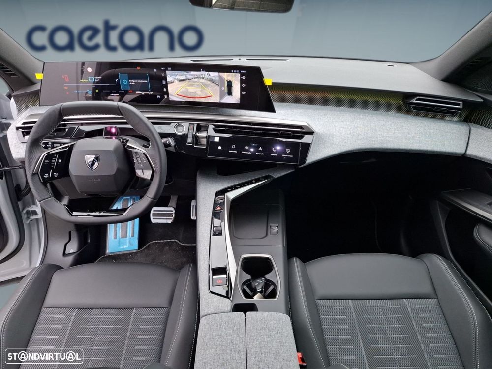 Peugeot 3008 1.6 Plug-in Hybrid GT e-DCS7 - 11