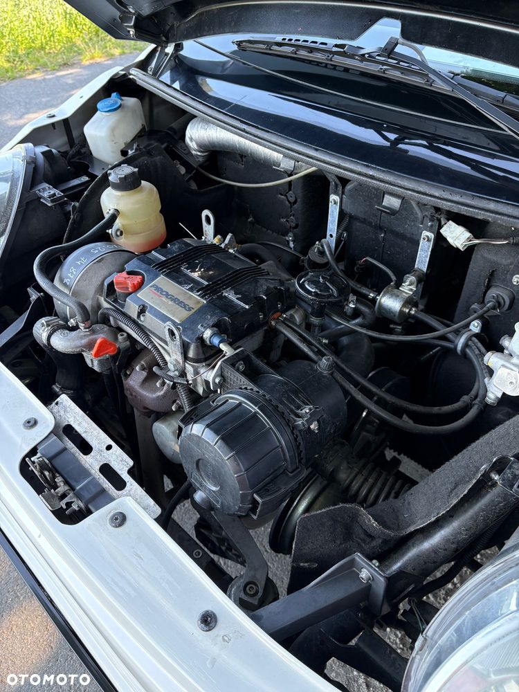 Ligier JS50 - 10