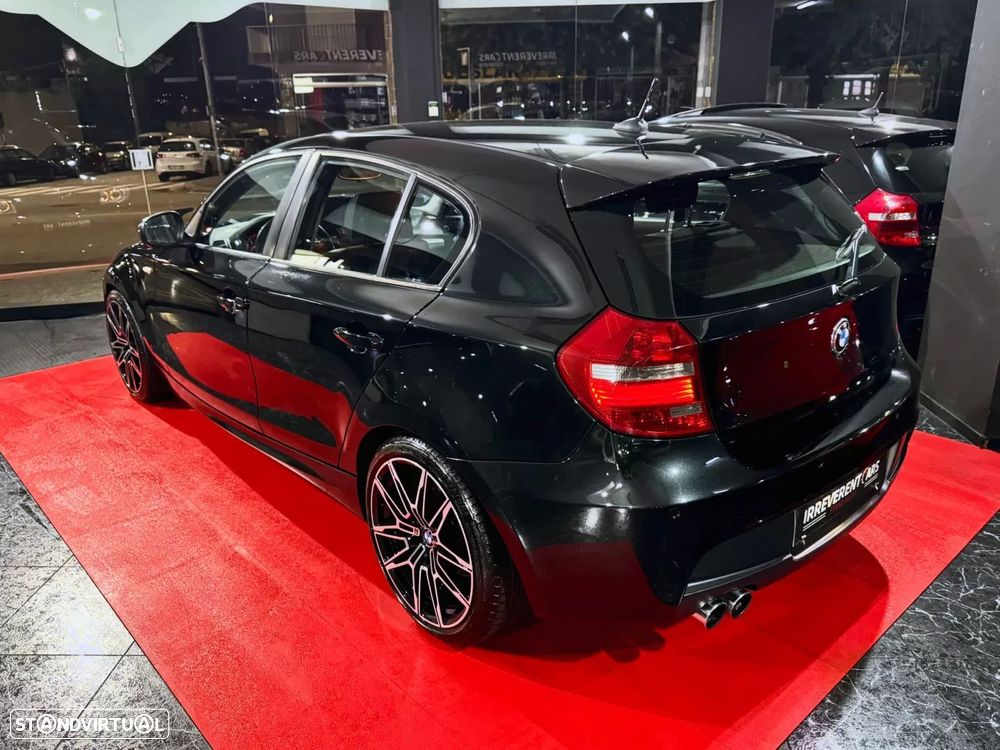BMW 118 d Pack M - 4