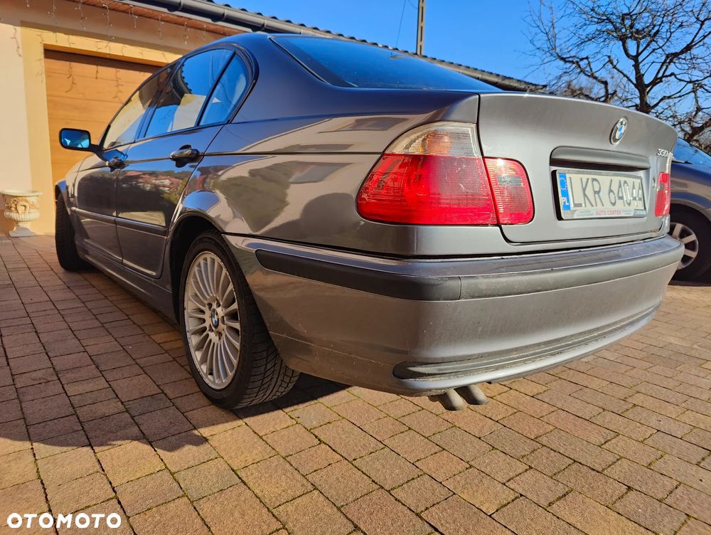 BMW Seria 3 330d - 4