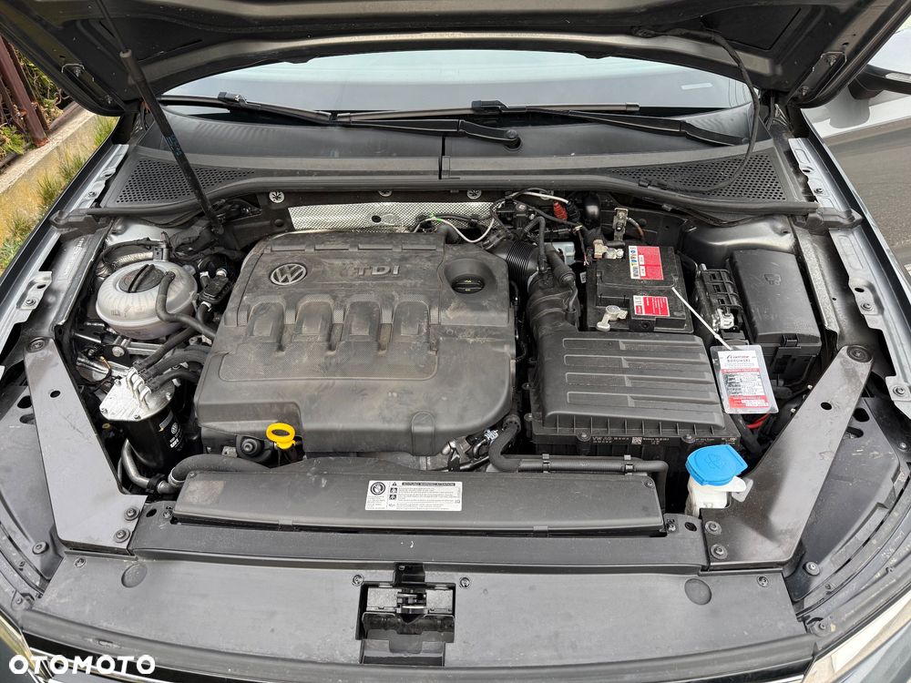 Volkswagen Passat 2.0 TDI BMT Comfortline - 16