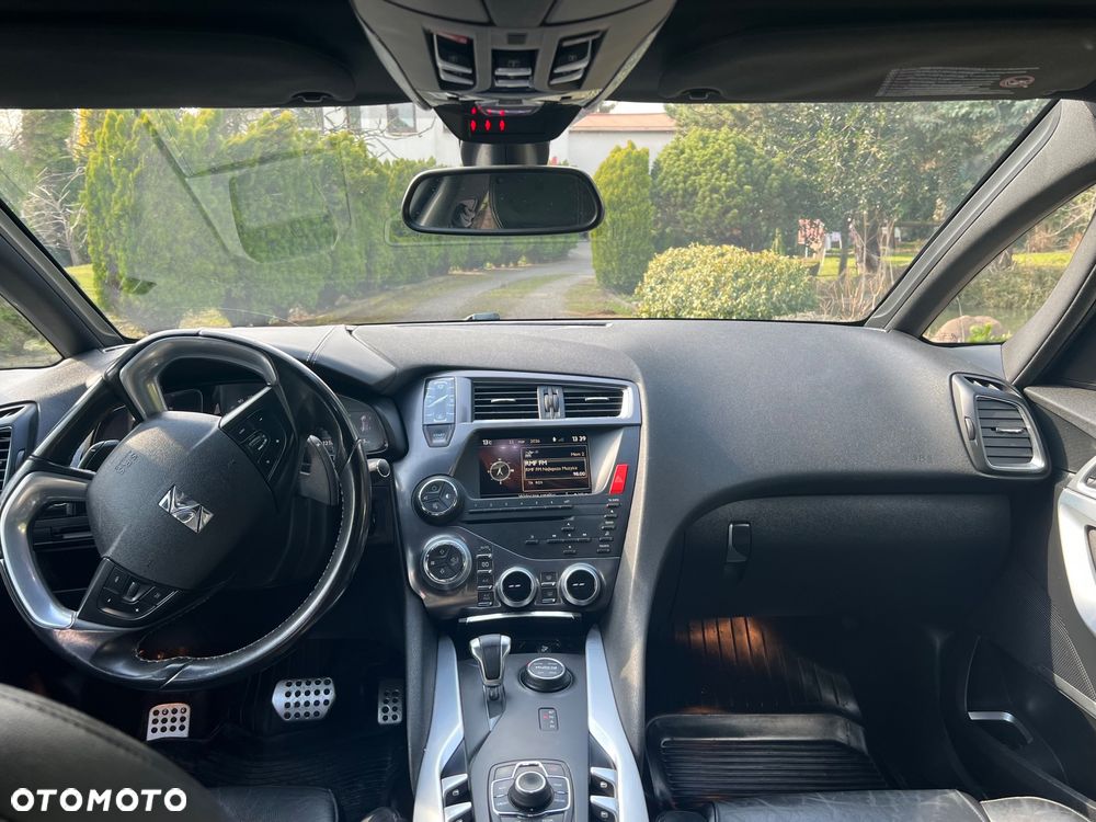 Citroën DS5 Hybrid4 Business Class - 21