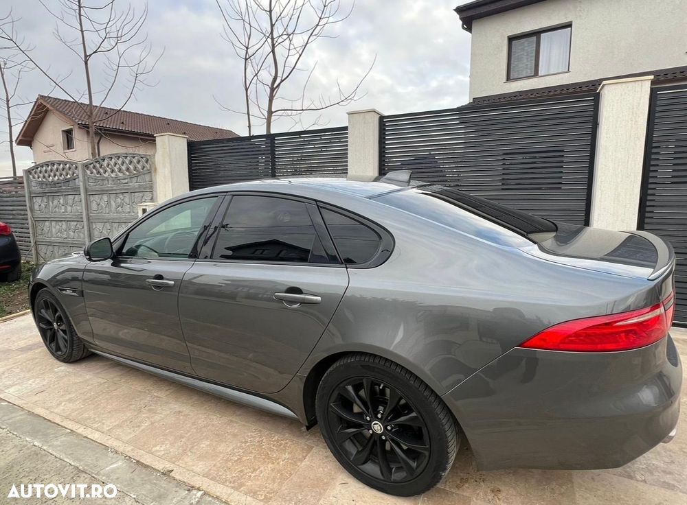 Jaguar XF 20d RWD R-Sport - 3