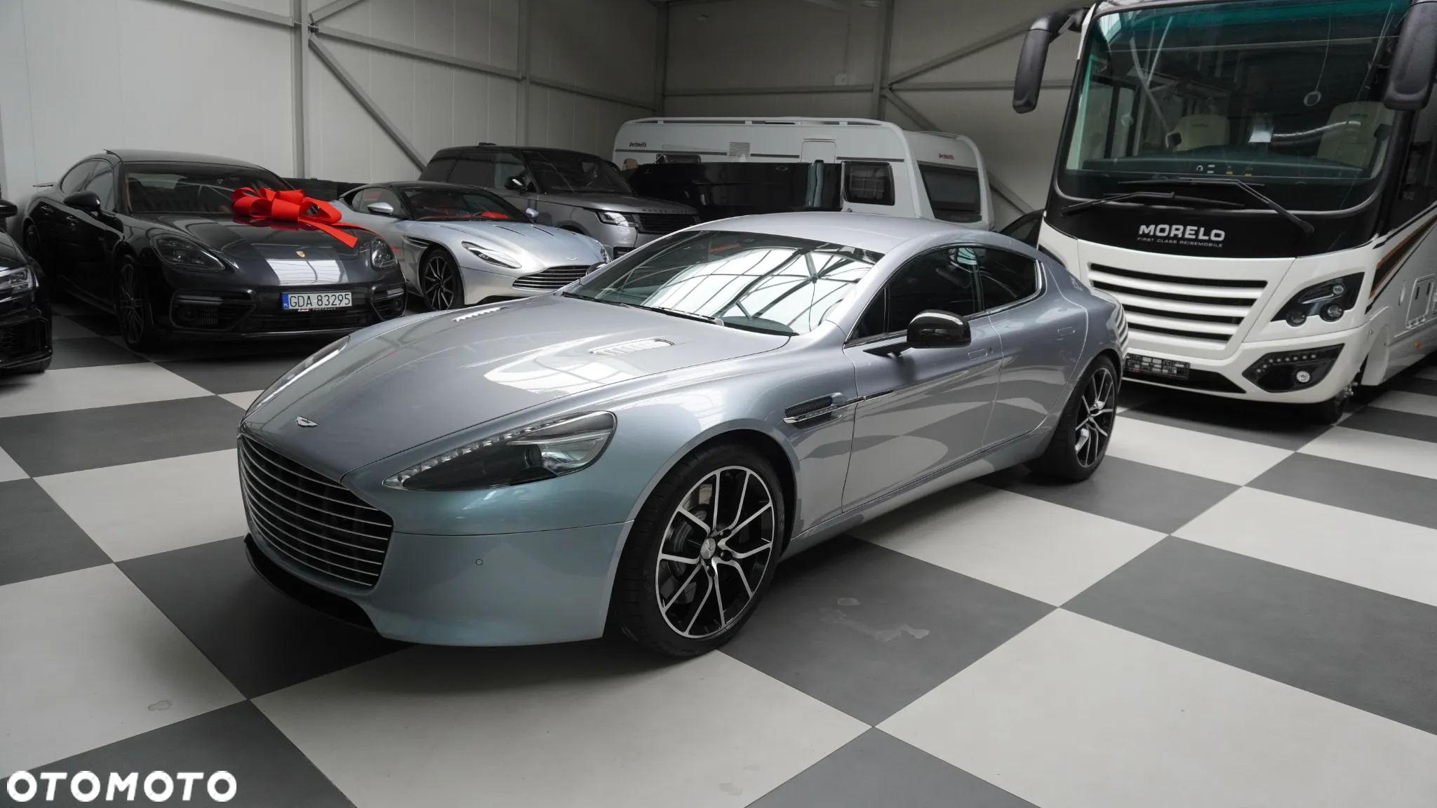 Aston Martin Rapide S - 16
