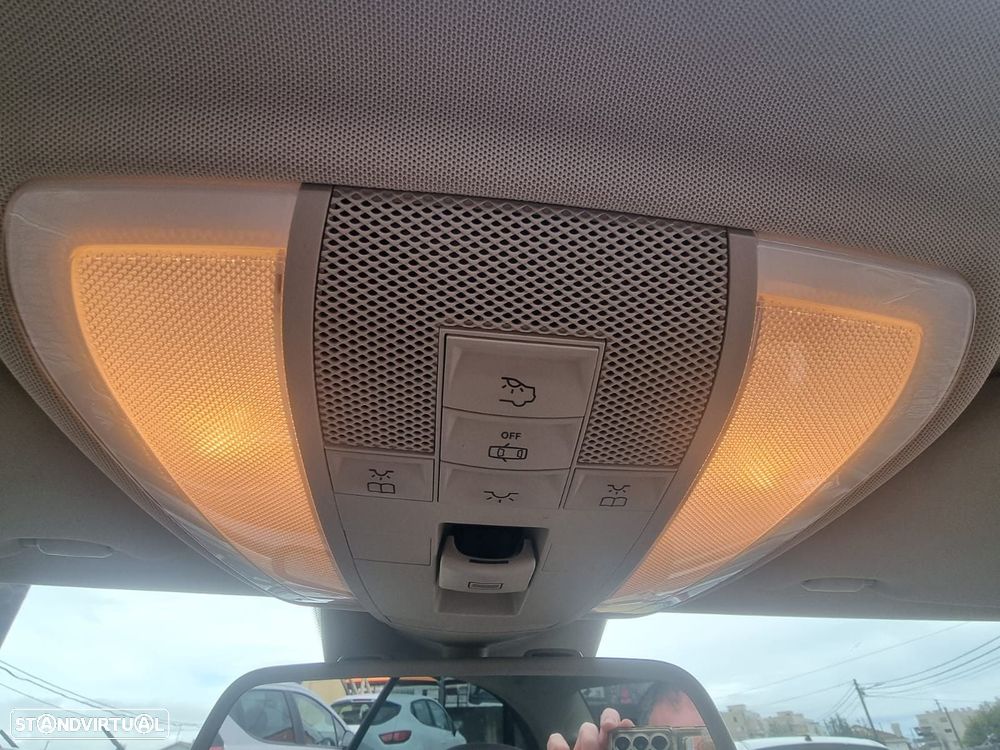 Mercedes-Benz E 250 - 40