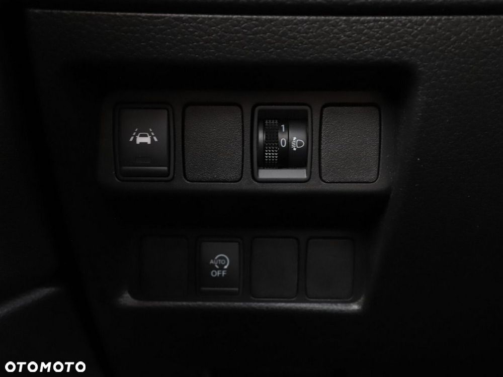 Nissan Qashqai 1.2 DIG-T N-Connecta - 33
