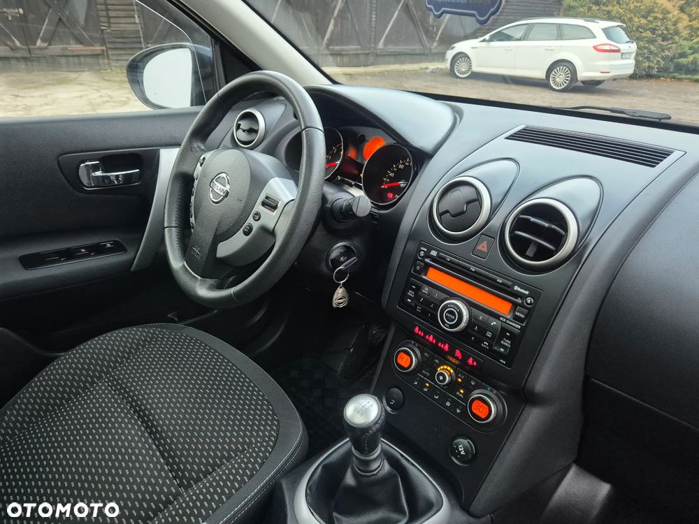 Nissan Qashqai 2.0 4x4 acenta - 26