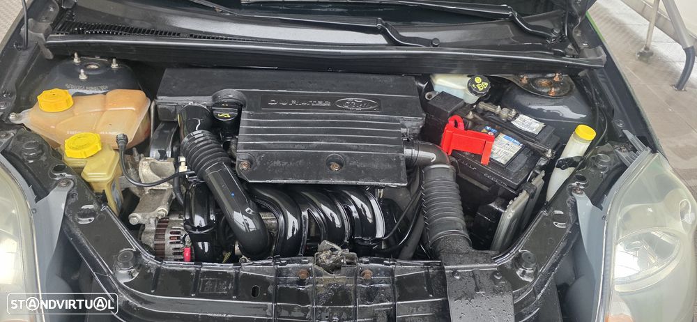 Ford Fiesta 1.25 Ghia - 13