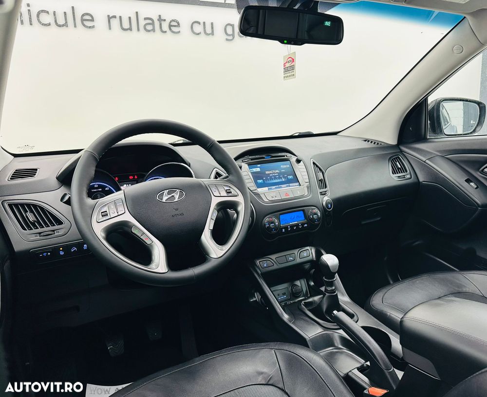 Hyundai ix35 1.7 CRDI 2WD Fifa World Cup Edition - 21