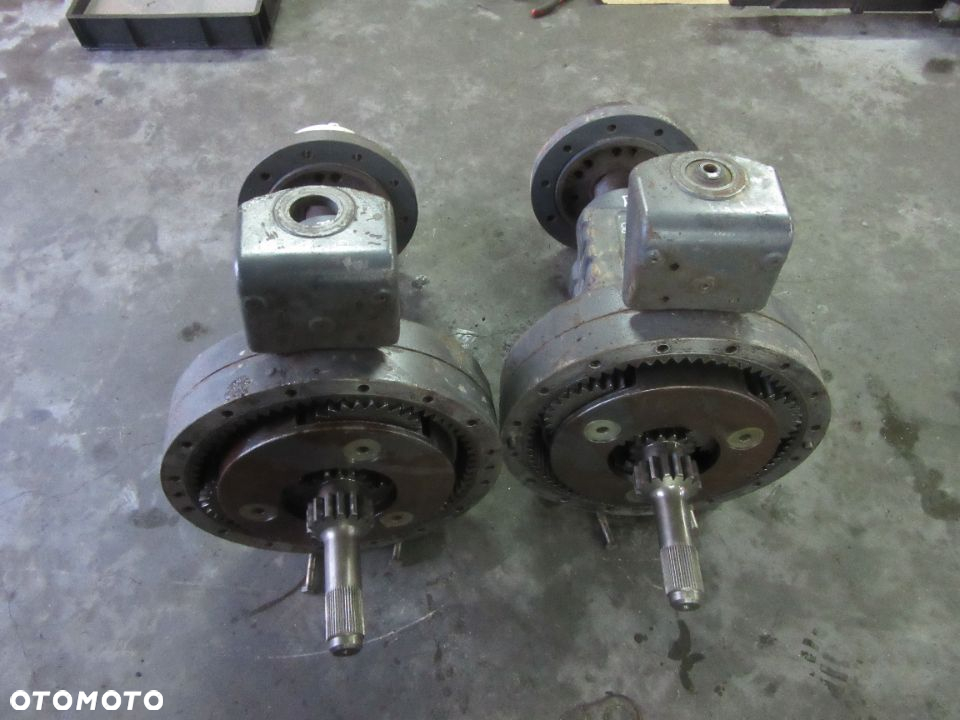 Zwolnica tył układ planetarny Ford Fiat Agri G240 G210 G190 G170 New Holland 8970 8870 8770 8670 - 2