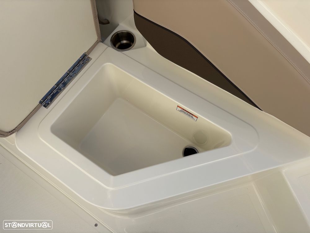 Bayliner V20 OB - 35