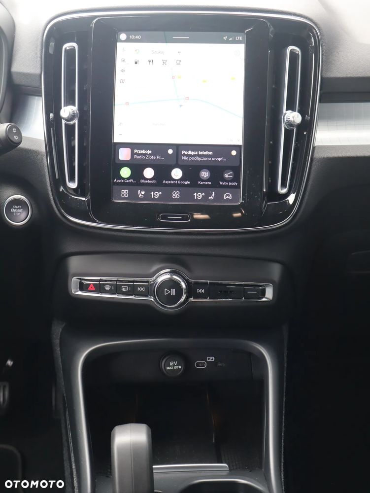 Volvo XC 40 B3 Core - 12