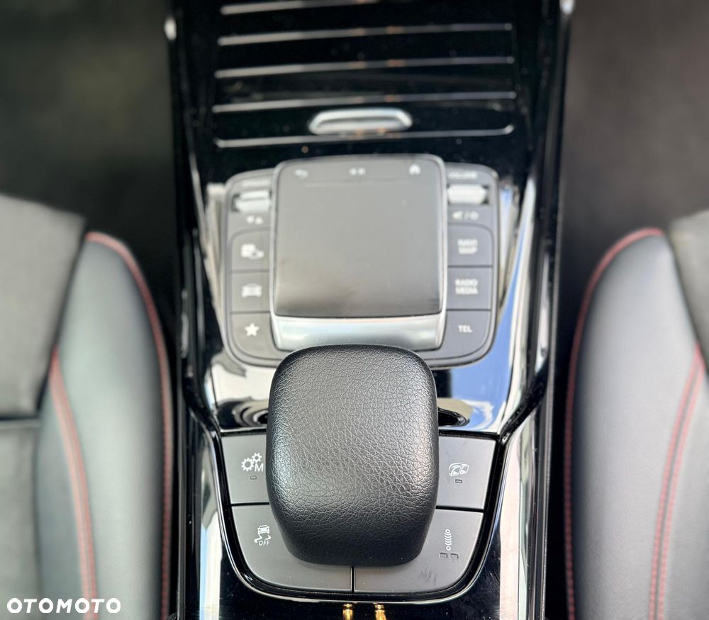 Mercedes-Benz Klasa A 45 S AMG 4-Matic 8G-DCT - 30